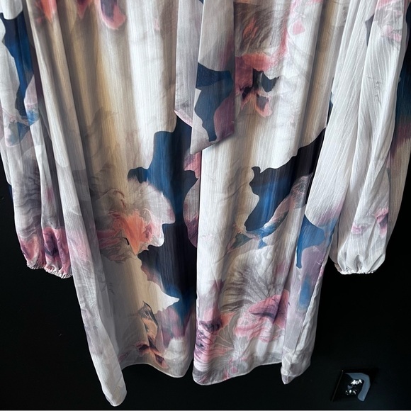 DKNY Floral Romantic Modest dress Sz:10 Color: White/pink/ / blue/ floral print - Picture 6 of 8